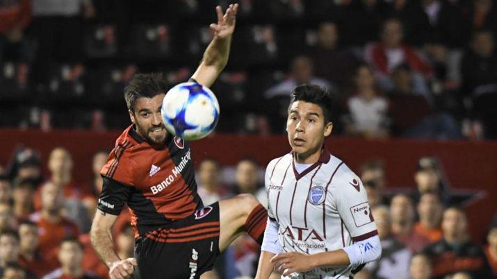 Newells y Godoy Cruz empataron sin goles en Rosario