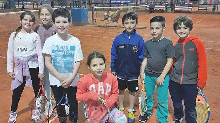 La escuela del Santiago Lawn Tennis tendraacute un mes de octubre a pleno