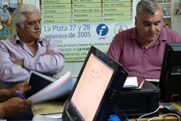 Eliacuteas reelecto en el Ciacuterculo de Periodistas Deportivos 