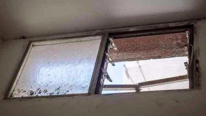 Vaacutendalos roban inodoros de un jardiacuten de infantes