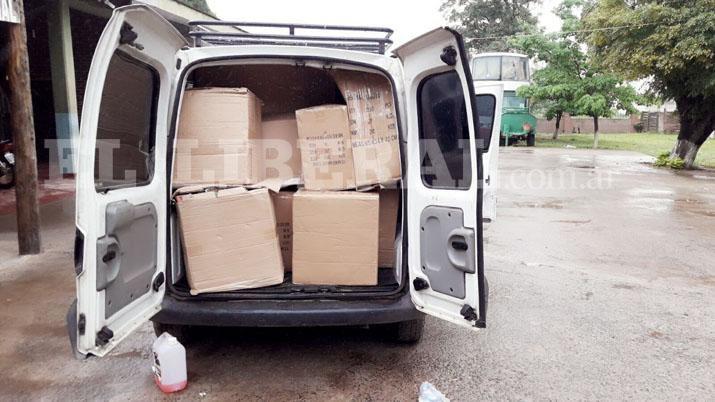 Gendarmeriacutea secuestroacute maacutes de un milloacuten de pesos en celulares