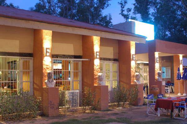 Armaacute tu fin de semana con nuestra cartelera de espectaacuteculos