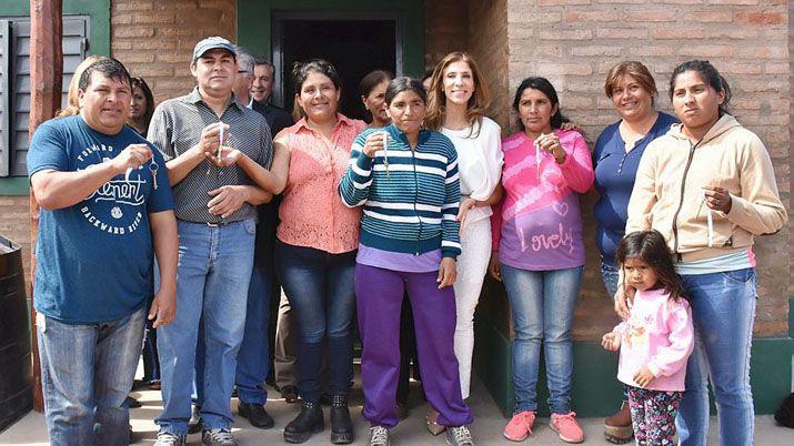 Entregaron viviendas sociales en Colonia Dora