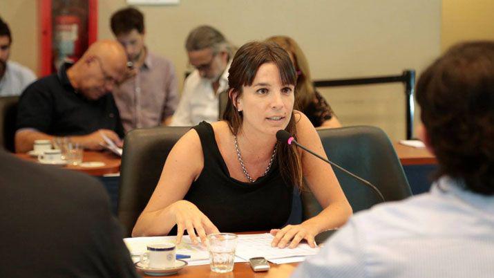 Diputada gastoacute plata del Estado para enjuiciar a Twitter por fotos hot