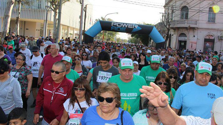 Exitosa 8ordf Marcha Aeroacutebica Por una comunidad saludable
