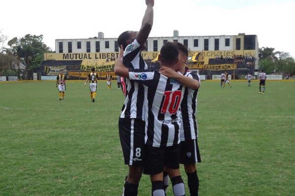 Central Coacuterdoba fue una aplanadora 