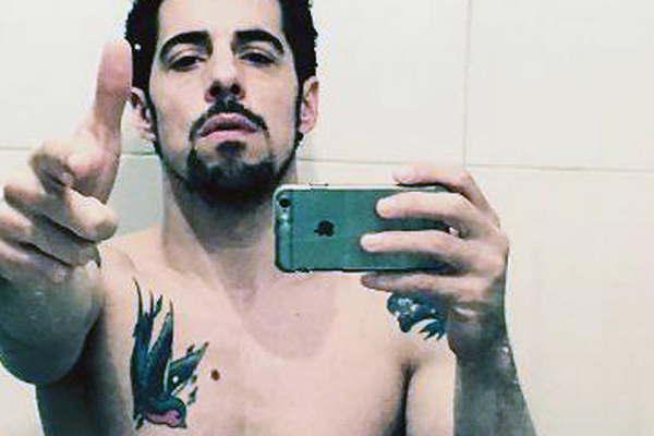 Esteban Lamothe entre Adriaacuten Suar y Ortega  