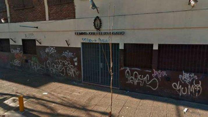 Un estudiante llevoacute armas a la escuela y amenazoacute- Van a morir todos