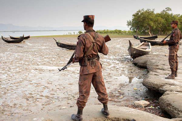 Al menos 10 nintildeos murieron al naufragar bote con refugiados