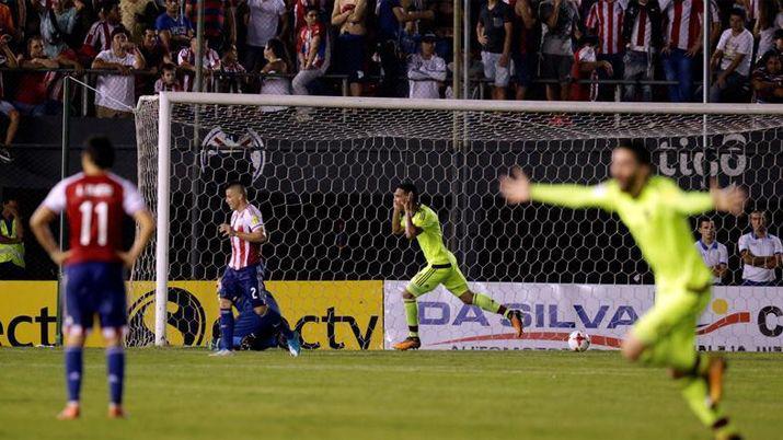 Venezuela soprendioacute a Paraguay y lo dejoacute fuera de la Copa