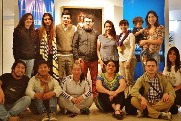 Santiago presente  en muestra del NOA 