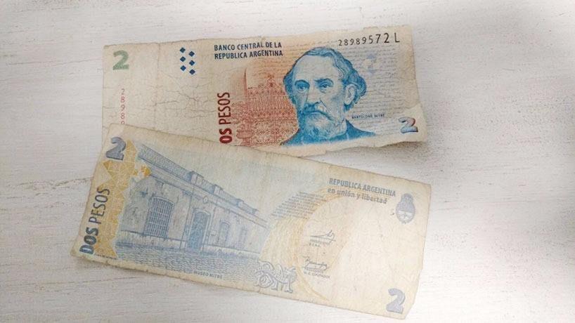 Los mejores retratos sobre los billetes de 2 pesos