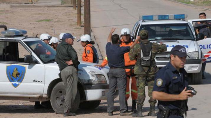 Realizan un nuevo allanamiento en la casa de Navarro