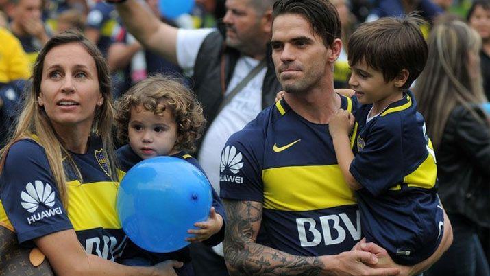 Fernando Gago seraacute papaacute por tercera vez