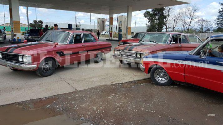 Los Ford Falcon rugen en el Picódromo 25 de Mayo