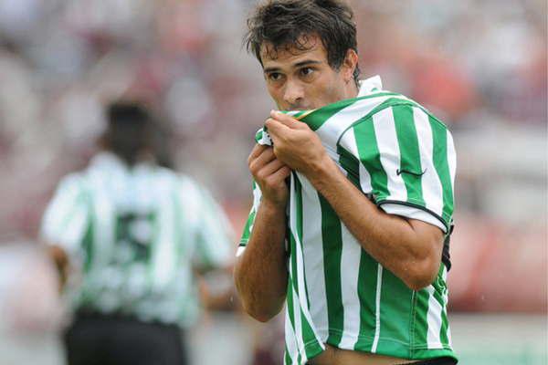 Se cayoacute el pase de Cvitanich 