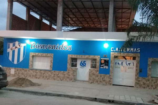 El Club Atleacutetico Termas festeja hoy sus 65 antildeos de vida institucional