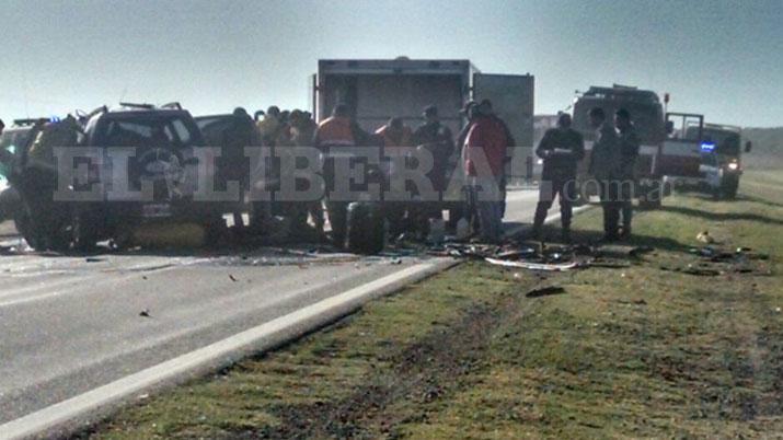 Video Impactantes imaacutegenes del accidente que se cobroacute tres vidas