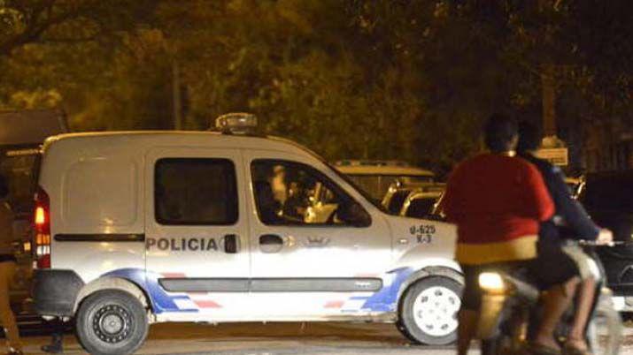 Con un bebeacute en brazos encabezoacute brutal asalto a colombianos