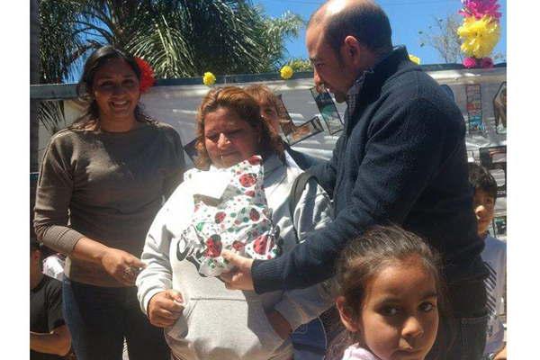 Mirolo y Nediani agasajaron a trabajadoras del Mercado Unioacuten