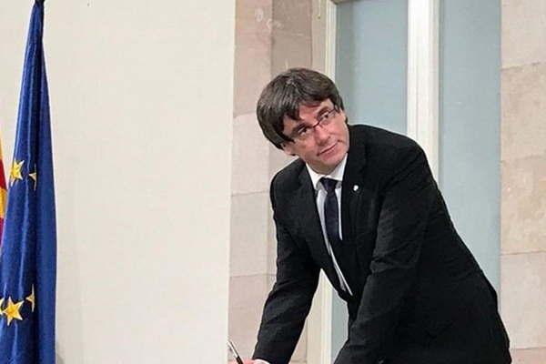 La independencia fue declarada y no es incompatible con dialogar