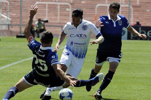 Godoy Cruz sigue siendo imbatible en Mendoza 