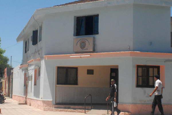 Una comerciante y una ama de casa a los golpes en la calle