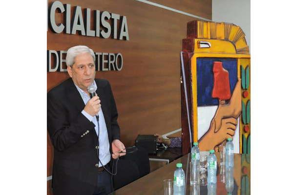 El PJ santiaguentildeo  celebra hoy el Diacutea  de la Lealtad Popular