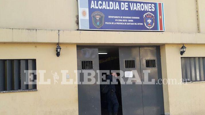 Tensioacuten- presos causaron destrozos en la departamental 4