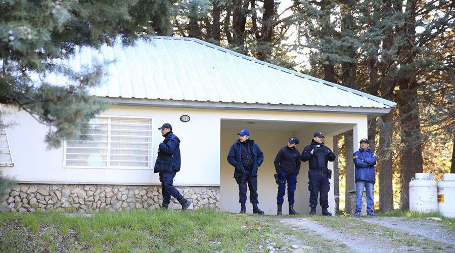 El juez Lleral y la familia Maldonado definen el traslado a Buenos Aires del cuerpo hallado en el riacuteo Chubut