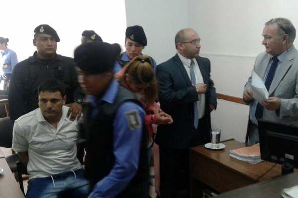 Perpetua para hija de santiaguentildeo por matar al amante en motel catamarquentildeo