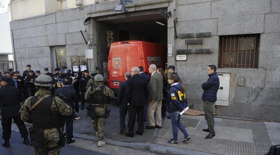Habraacute que esperar 48 horas para el informe de ADN del cuerpo hallado en el riacuteo Chubut