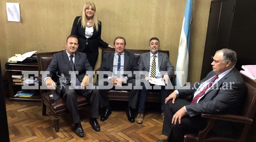 Habilitan a participar de los comicios en Santiago del Estero a fiscales de otros distritos