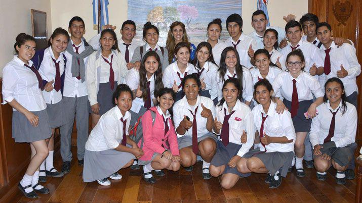 La Gobernadora recibió a alumnos del interior