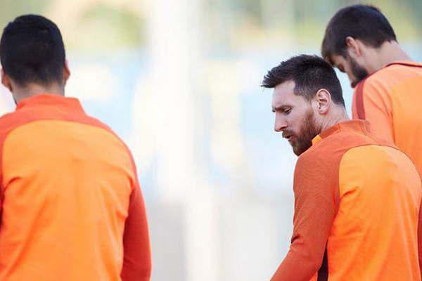 Barcelona sale a escena con Messi 