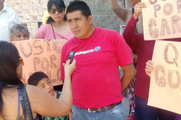 Mi hijo se murioacute en mis brazos estoy destruido y quiero que se haga justicia
