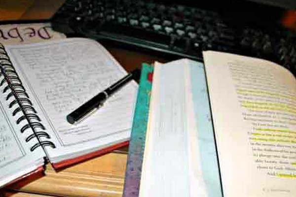 Editaraacuten un libro con obras ganadoras Concurso de Cuentos