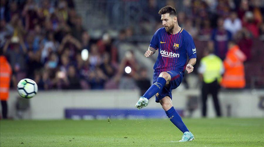 La TV del saacutebado- Barcelona con Lionel Messi y los Spurs con Manu Ginoacutebili