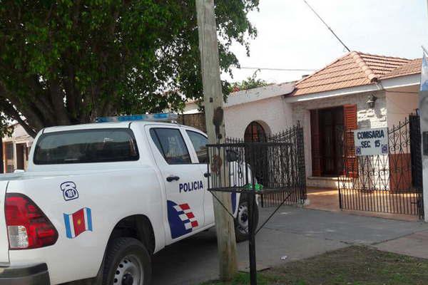 Llegoacute a la casa de su ex y como ella no quiso volver le hizo dos tiros 