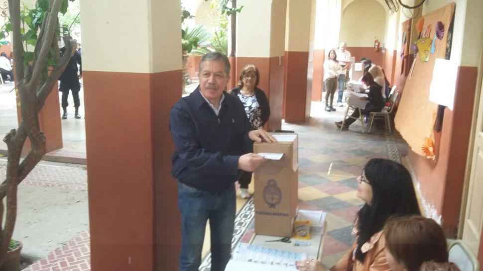 Eliacuteas Suaacuterez- Convocamos a los santiaguentildeos a participar