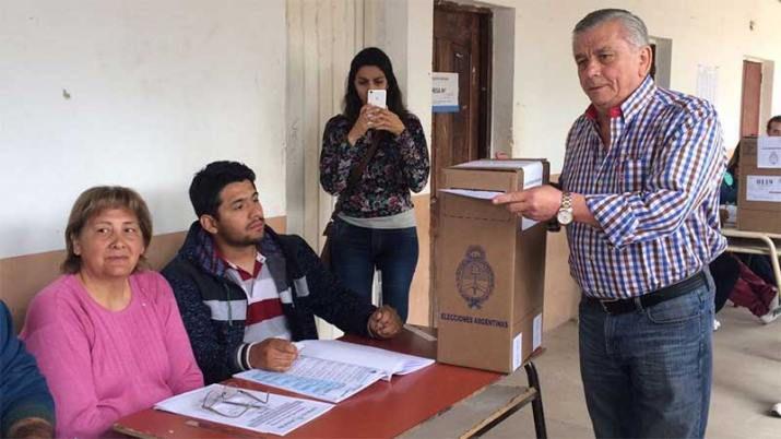 Emitioacute su voto el intendente Hugo Infante