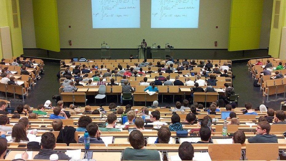 Un profesor publicoacute las paacuteginas que sus alumnos visitan durante sus clases