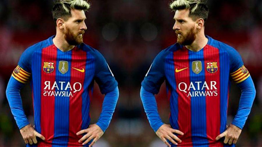 La foto de Messi vieacutendose jugar es furor en Internet