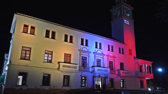 Casa de Gobierno ilunminada