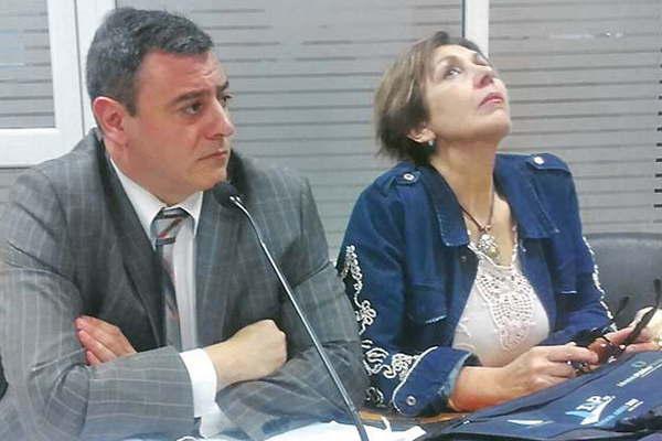 Policiacuteas y psicoacutelogos claves para el desandar de la historia