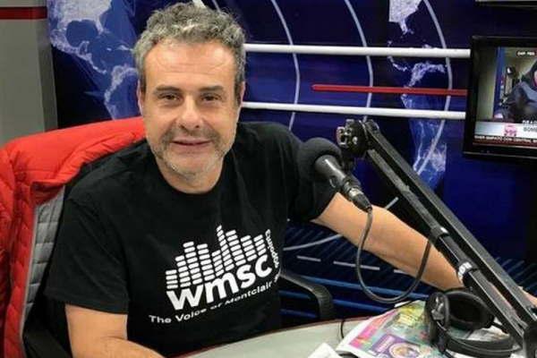 Ari Paluch- Sin querer le toqueacute su parte iacutentima