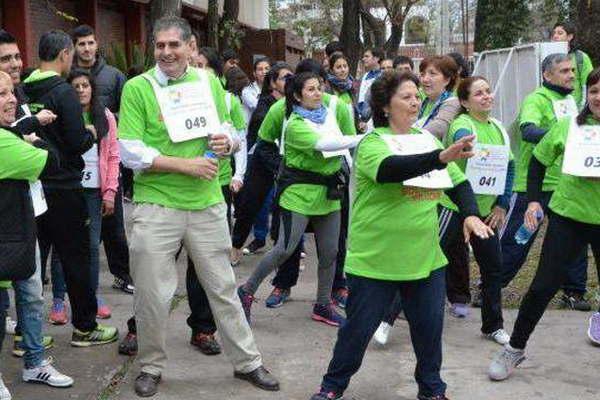 Organizan una Caminata Saludable Solidaria por el Banco de Alimentos 