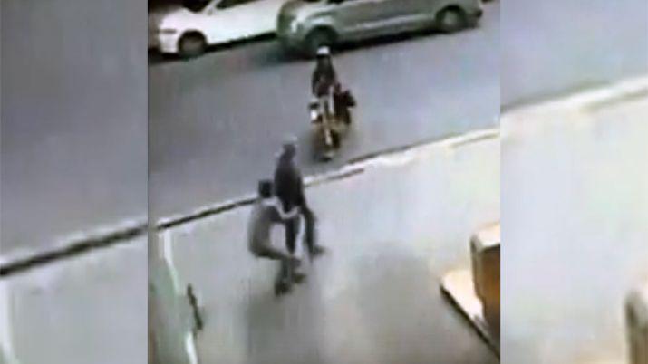 VIDEO  Asiacute asaltaron dos motochorros a Jorge Rial