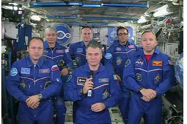 El papa Francisco se conectoacute con la Estacioacuten Espacial