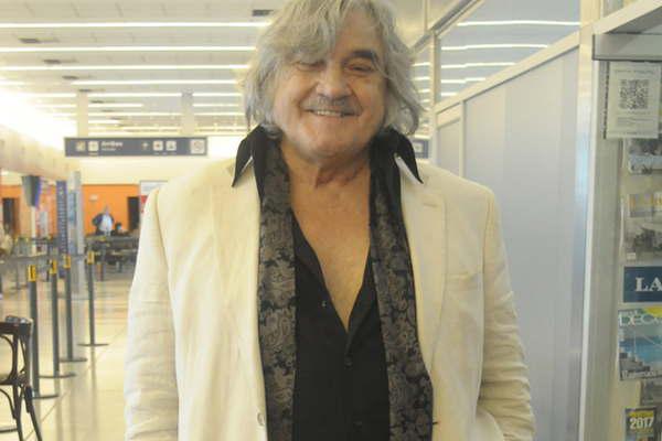 Lito Cruz sigue buscando el sentido a la vida